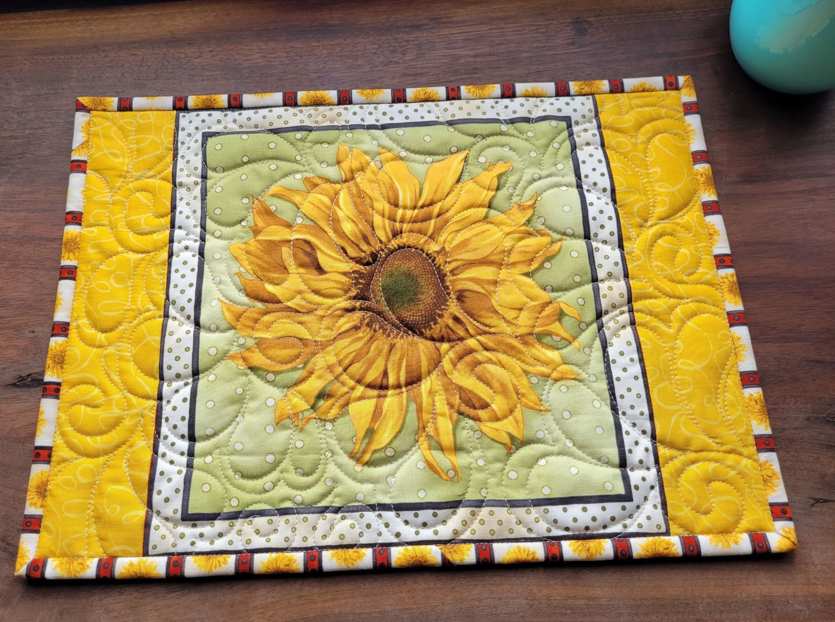 Quilted Sunflower Placemats | Breakfast & Lunch Size Table Mats | Reversible Set of 4