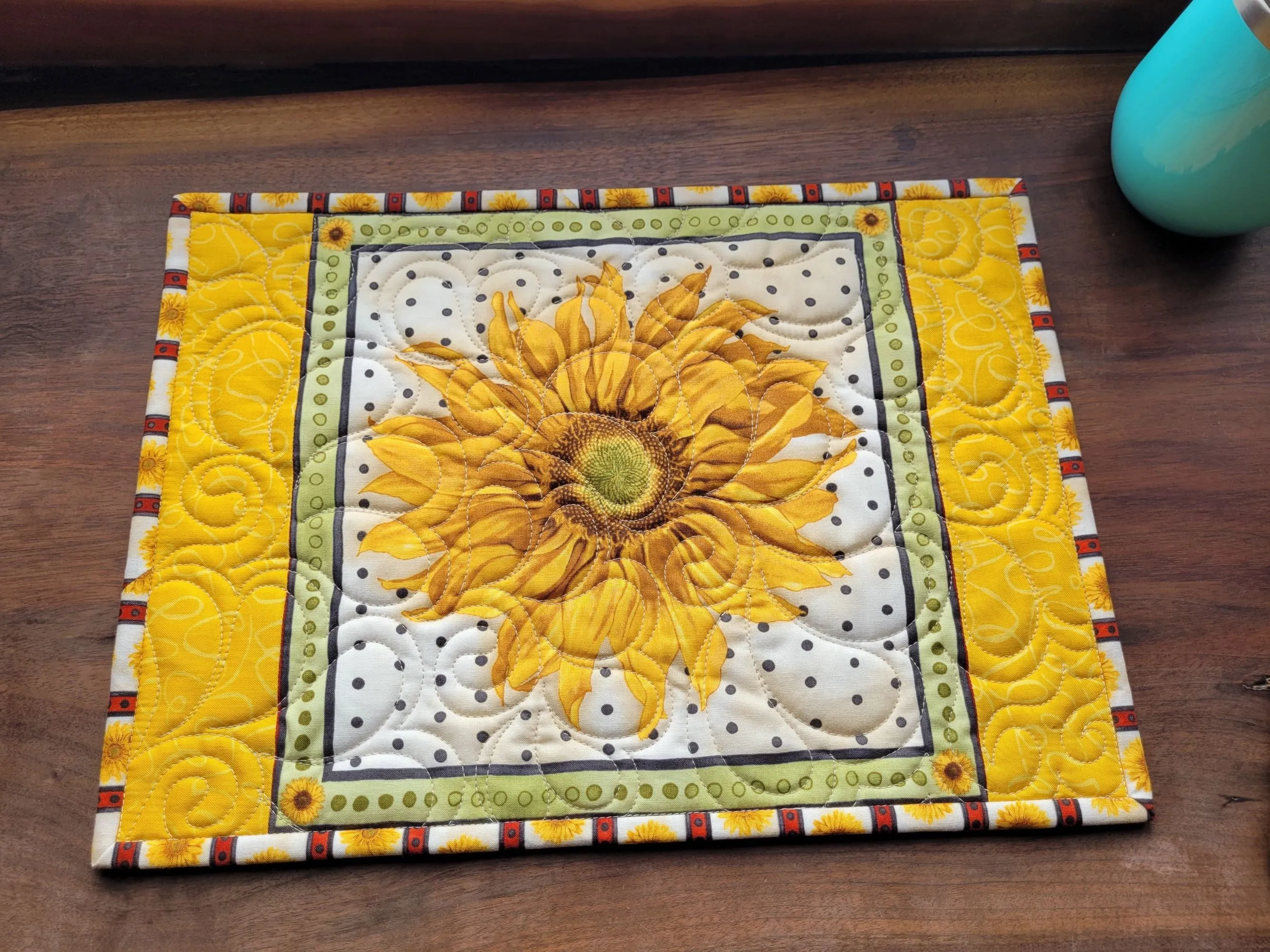 Quilted Sunflower Placemats | Breakfast & Lunch Size Table Mats | Reversible Set of 4