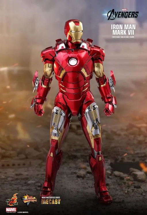 The Avengers MMS500D27 Iron Man Mark VII 1/6 Scale Collectible Figure