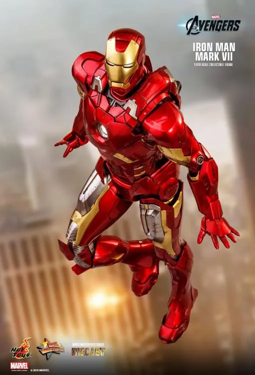 The Avengers MMS500D27 Iron Man Mark VII 1/6 Scale Collectible Figure